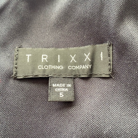 Trixxi Floral Dress - Picture 12 of 14